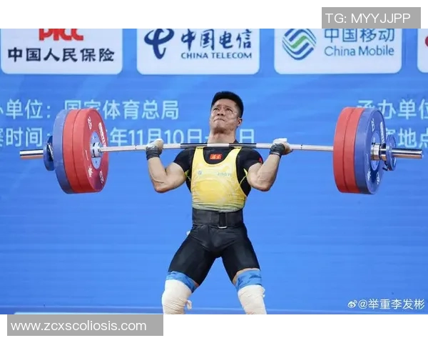 竞技体操赛场上运动员精彩表现与竞技精神的完美融合分析